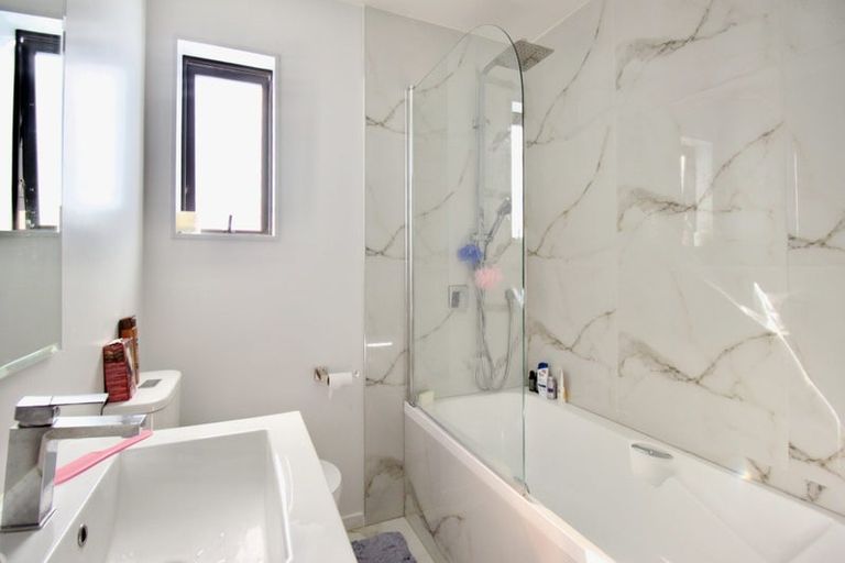 Photo of property in 56 Cosgrave Road, Papakura, 2110