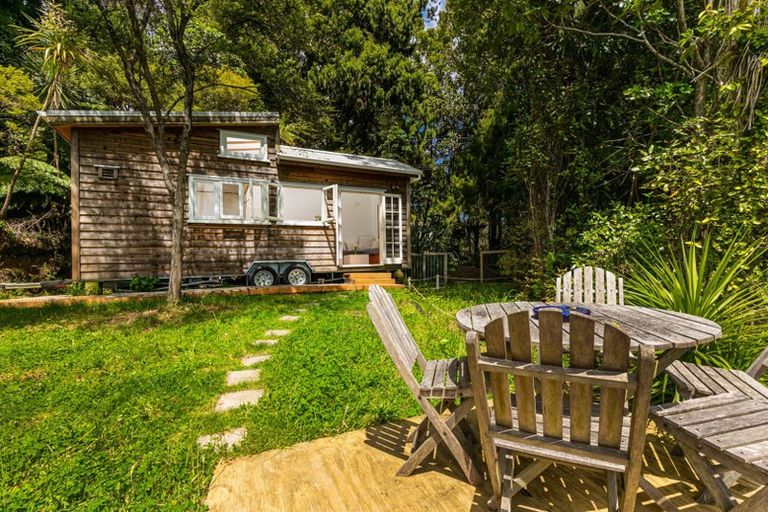 Photo of property in 160 Opanuku Road, Henderson Valley, Auckland, 0612