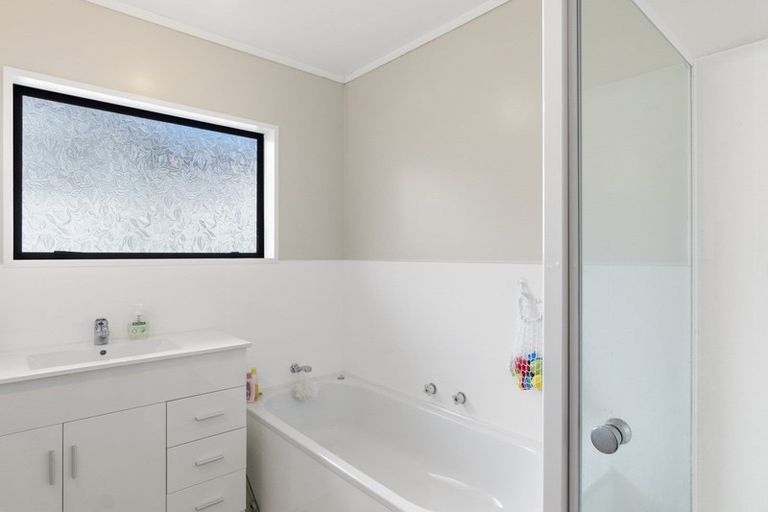 Photo of property in 39 Russleigh Drive, Dinsdale, Hamilton, 3204