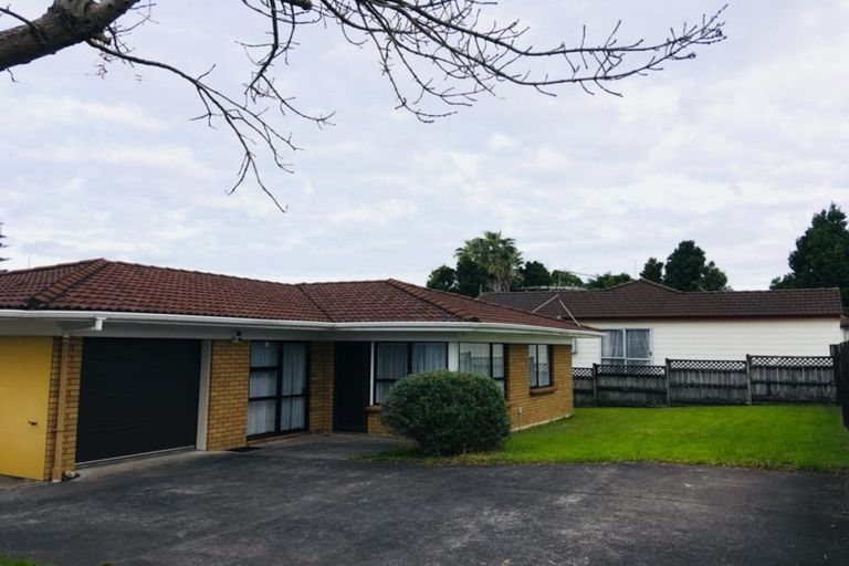 Photo of property in 2/181 Pigeon Mountain Road, Half Moon Bay, Auckland, 2012