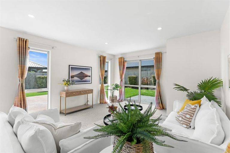 Photo of property in 10 Jefferson Close, Halswell, Christchurch, 8025