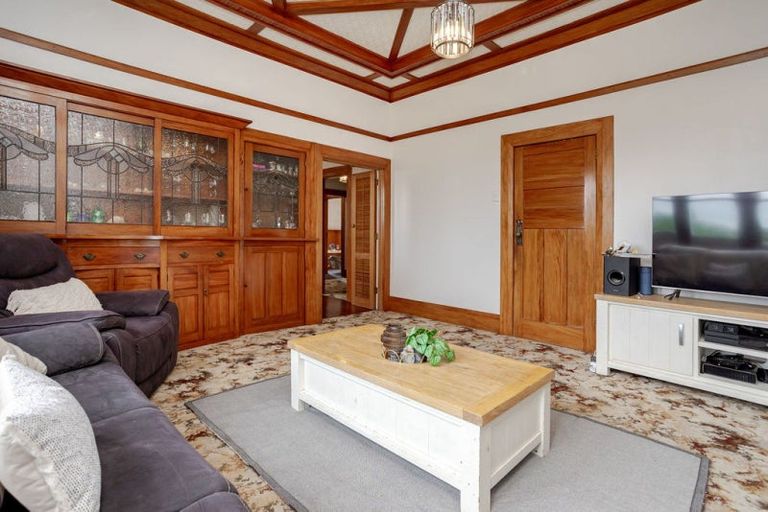 Photo of property in 39 Guy Street, Dannevirke, 4930