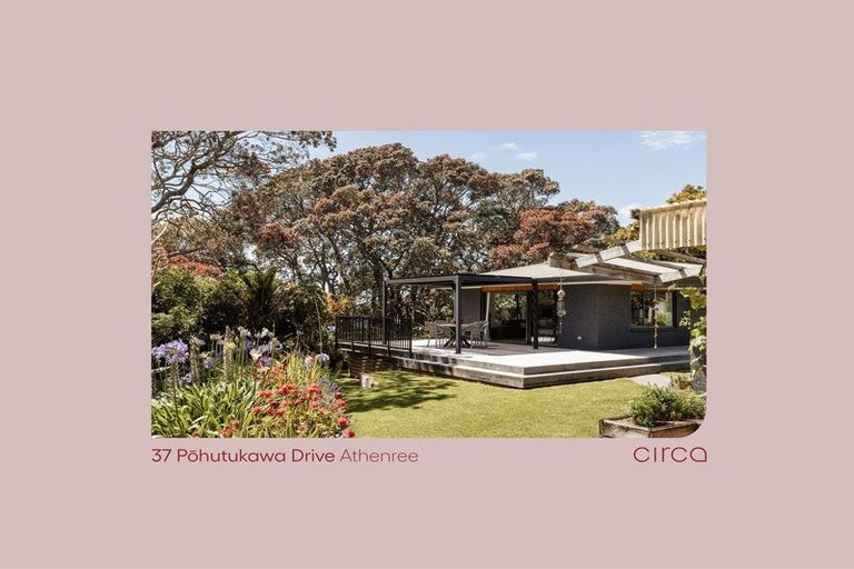 Photo of property in 37 Pohutukawa Drive, Athenree, Katikati, 3177