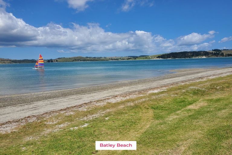 Photo of property in 663 Bickerstaffe Road, Maungaturoto, 0587