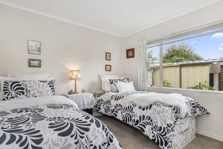 Photo of property in 28 Calypso Drive, Papamoa Beach, Papamoa, 3118