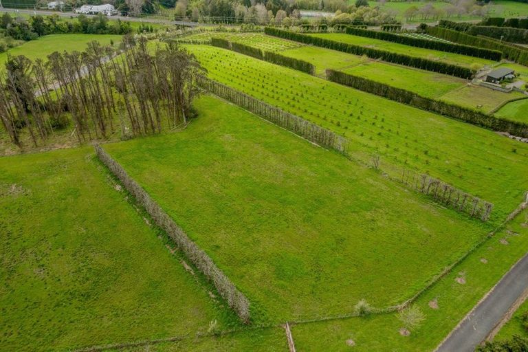 Photo of property in 30b Thompsons Track, Aongatete, 3178