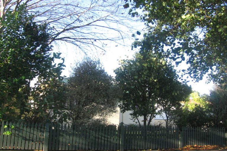 Photo of property in 39 Seddon Street, Takaro, Palmerston North, 4412