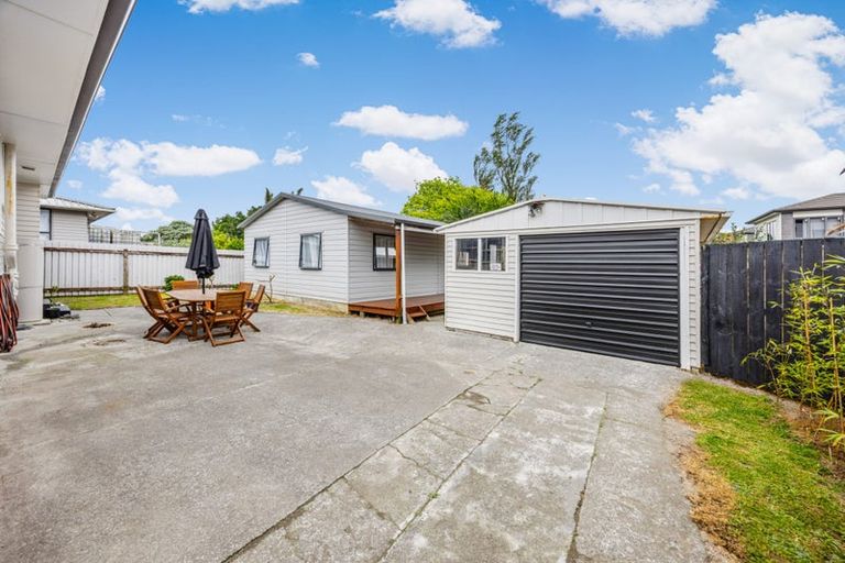Photo of property in 22 Wayne Drive, Mangere, Auckland, 2022