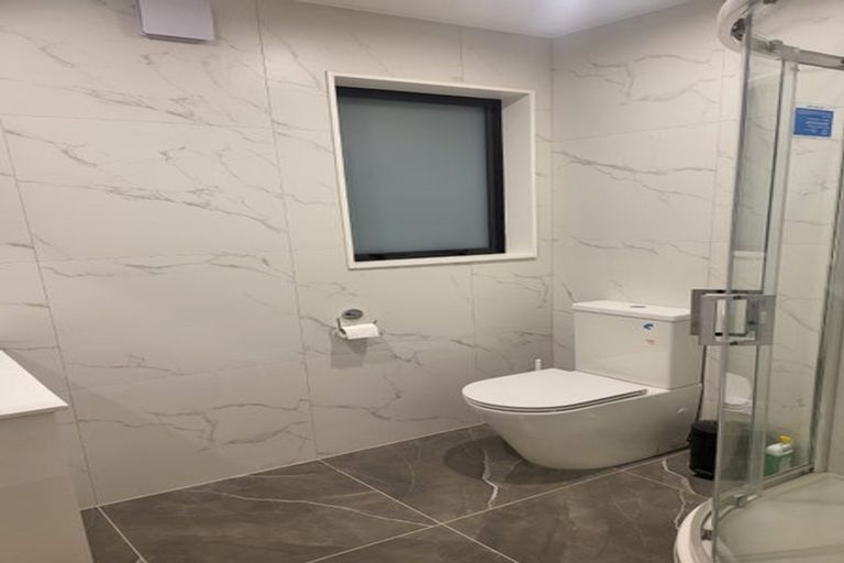 Photo of property in 126b Sycamore Drive, Sunnynook, Auckland, 0620