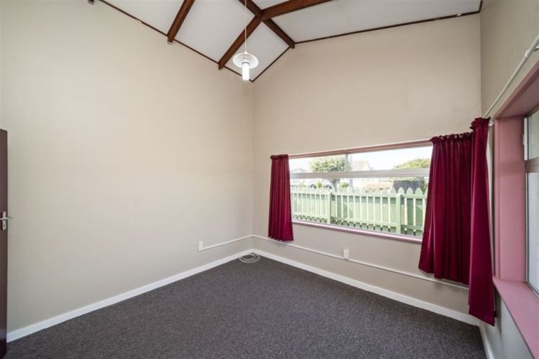 Photo of property in 65 Dixon Avenue, Hawera, 4610