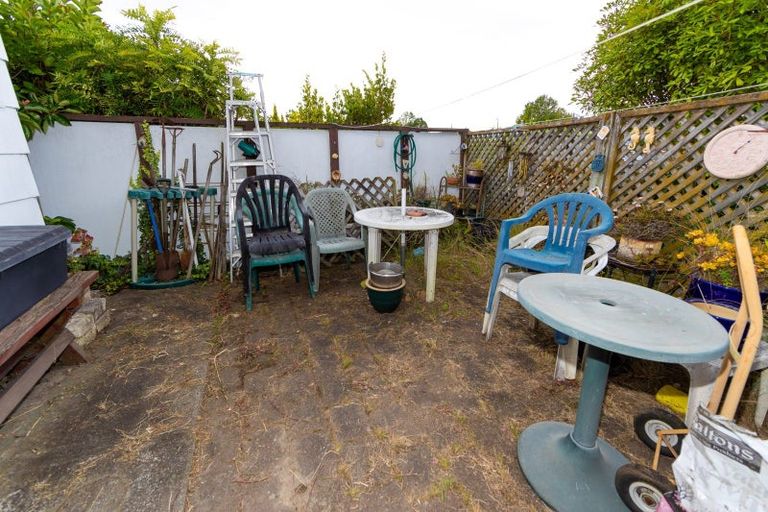 Photo of property in 18 Auckland Road, Greenmeadows, Napier, 4112