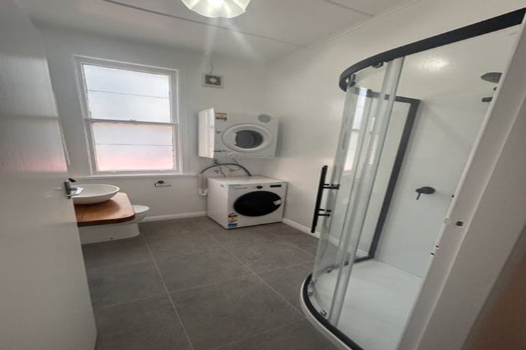 Photo of property in 39 Thompson Street, Mount Cook, Wellington, 6011