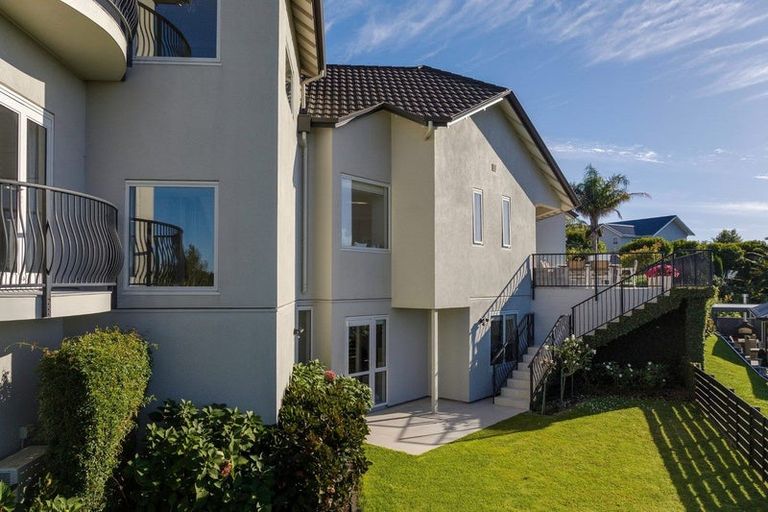 Photo of property in 15 Meadowbank Rise, Bethlehem, Tauranga, 3110