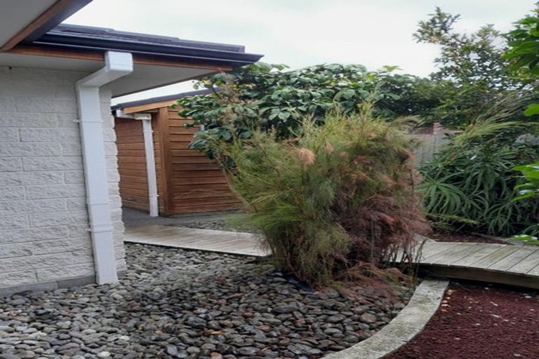 Photo of property in 7 Barry Curtis Place, Levin, 5510