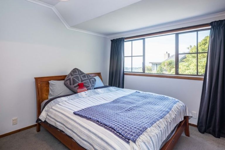 Photo of property in 5 Baxter Way, Karori, Wellington, 6012