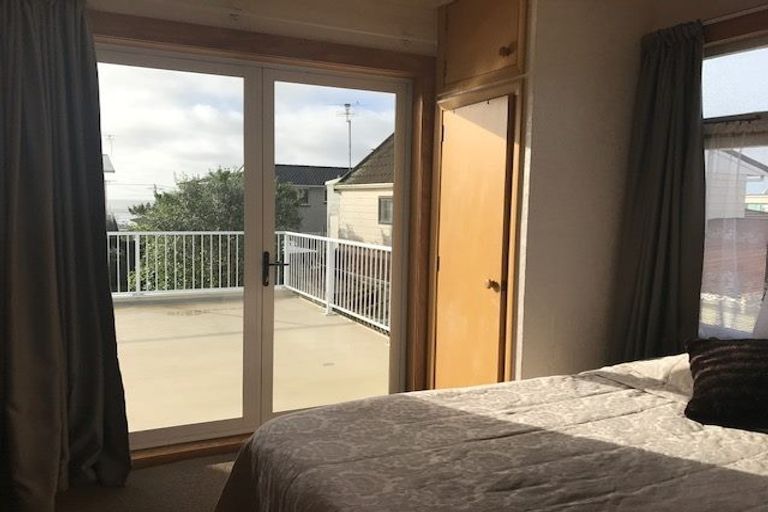 Photo of property in 156 Saint Aubyn Street, New Plymouth, 4310