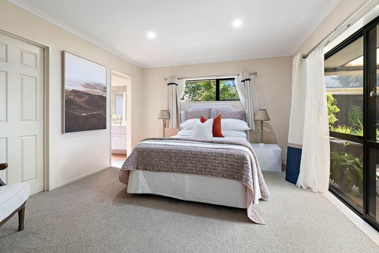 Photo of property in 13 Cottesmore Place, Huntington Park, Auckland, 2013