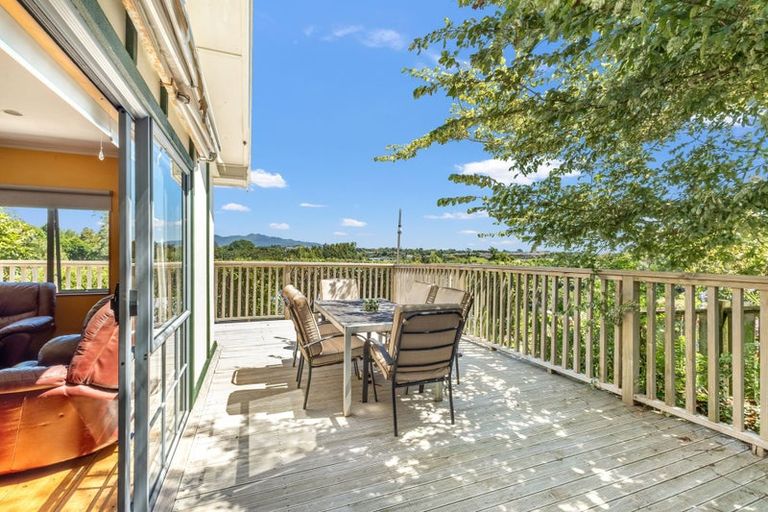 Photo of property in 47 Wallath Road, Westown, New Plymouth, 4310