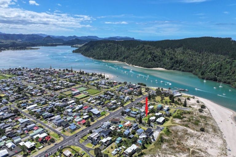 Photo of property in 102 Barrowclough Road, Whangamata, 3620