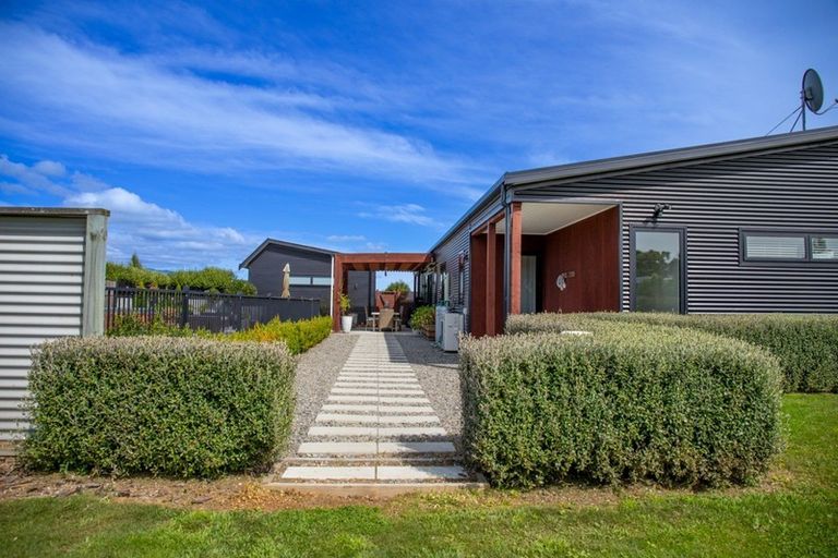 Photo of property in 5-7 Ferry Road, Martinborough, 5711