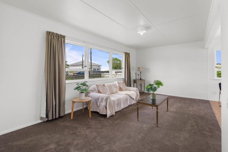 Photo of property in 20 Linley Crescent, Te Kopuru, 0391