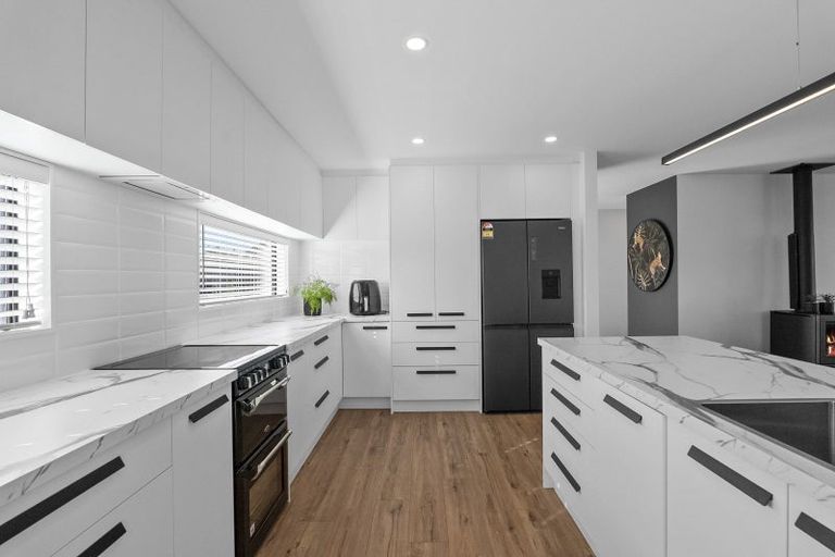 Photo of property in 3 Bob Reid Crescent, Darfield, 7571