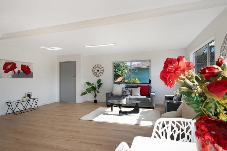 Photo of property in 4 Serrano Place, Clover Park, Auckland, 2023