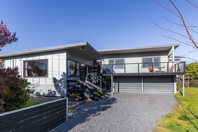 Photo of property in 49 Matuku Street, Two Mile Bay, Taupo, 3330