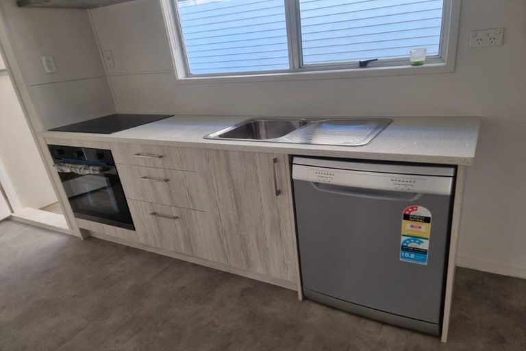 Photo of property in 16 Cantina Avenue, Bayview, Auckland, 0629