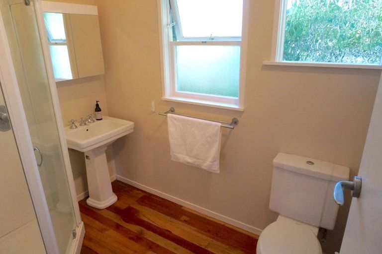 Photo of property in 1/23 Aramoana Avenue, Devonport, Auckland, 0624