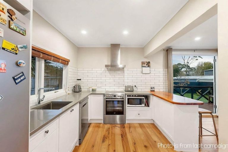Photo of property in 500 Swanson Road, Ranui, Auckland, 0612