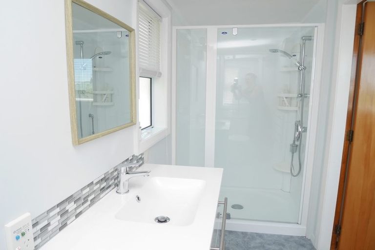 Photo of property in 24 Eatwell Avenue, Paraparaumu Beach, Paraparaumu, 5032