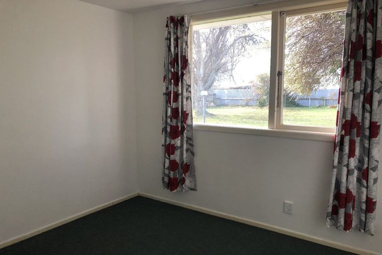 Photo of property in 45 Te Hei Place, Turangi, 3334
