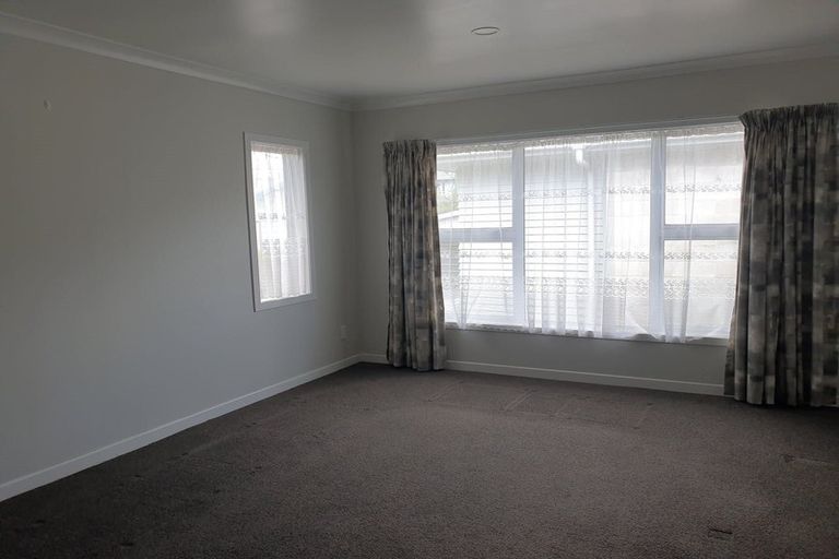 Photo of property in 3 Cambridge Road, Manurewa, Auckland, 2102