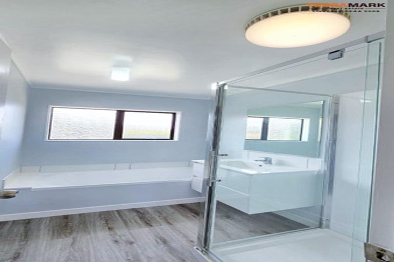 Photo of property in 40 Simcox Street, Otaki Beach, Otaki, 5512