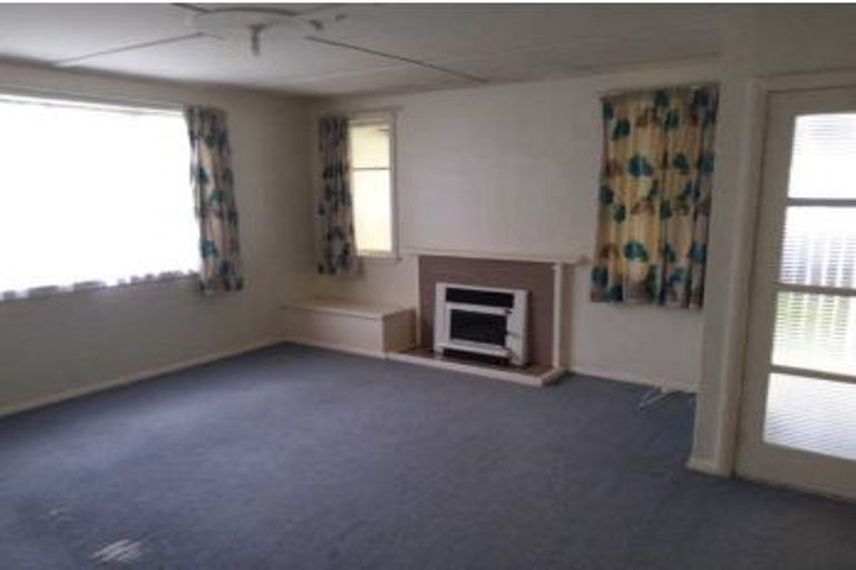 Photo of property in 238 High Street North, Carterton, 5713