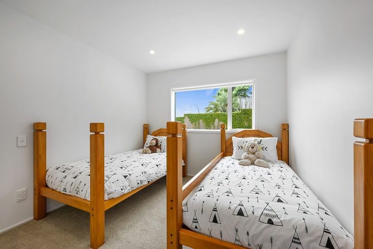 Photo of property in 16 Whitby Crescent, Mairangi Bay, Auckland, 0630