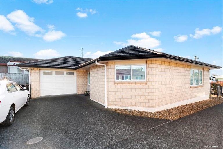 Photo of property in 4a Helvetia Road, Pukekohe, 2120