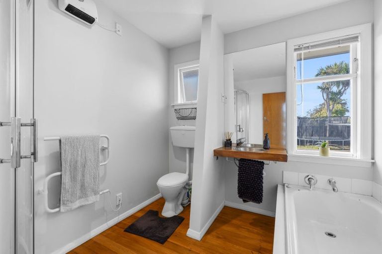 Photo of property in 124 Cavendish Road, Casebrook, Christchurch, 8051