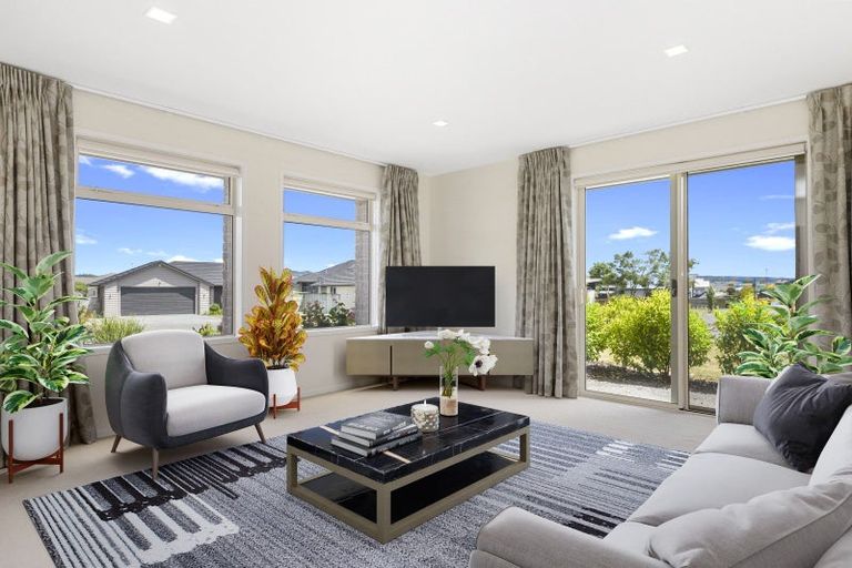 Photo of property in 2 Loloma Way, Wharewaka, Taupo, 3330