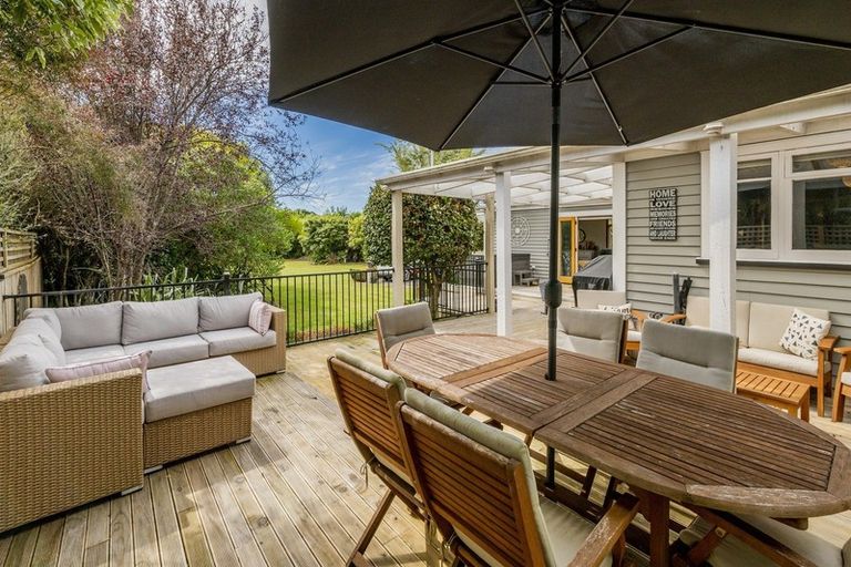 Photo of property in 1070 Queen Street East, Levin, 5510