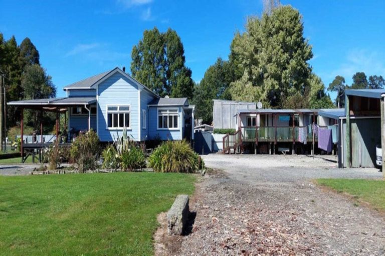Photo of property in 28 Huia Street, Ohura, 3926