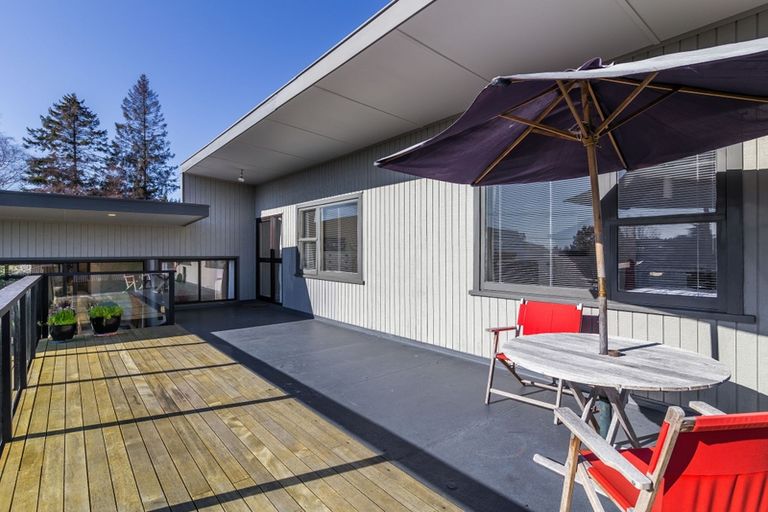 Photo of property in 49 Matuku Street, Two Mile Bay, Taupo, 3330