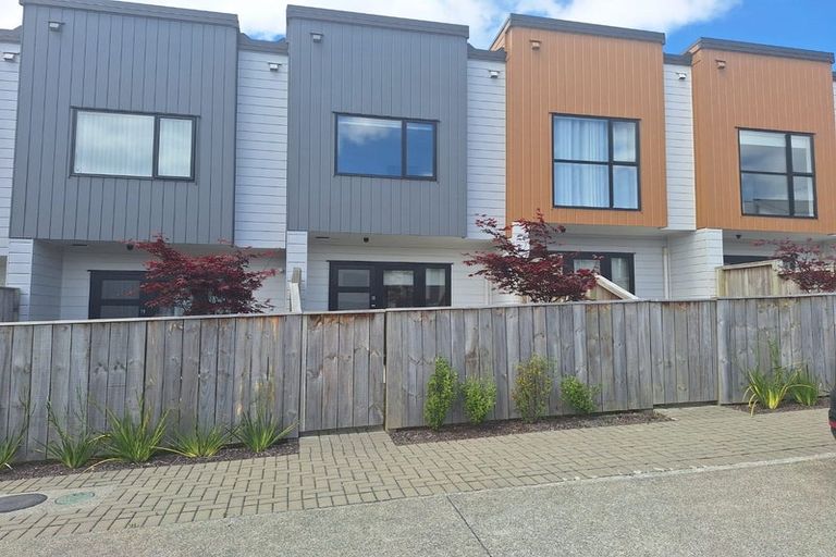 Photo of property in 18/36 Westgate Drive, Westgate, Auckland, 0614