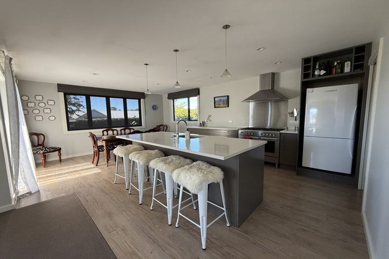 Photo of property in 18 Kelliher Drive, Wanaka, 9305