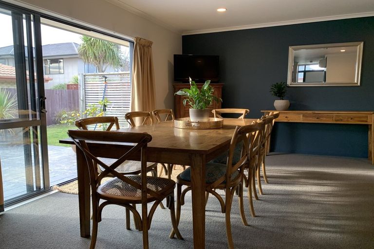 Photo of property in 35 Eastwood Rise, Waimairi Beach, Christchurch, 8083