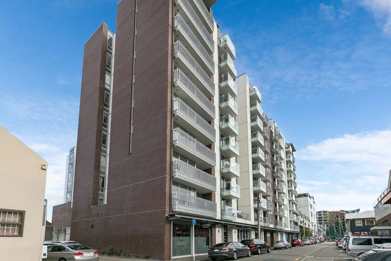 Photo of property in Republic Apartments, 2a/11 Tennyson Street, Te Aro, Wellington, 6011