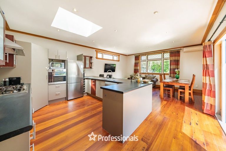 Photo of property in 143 Whites Line East, Waiwhetu, Lower Hutt, 5010