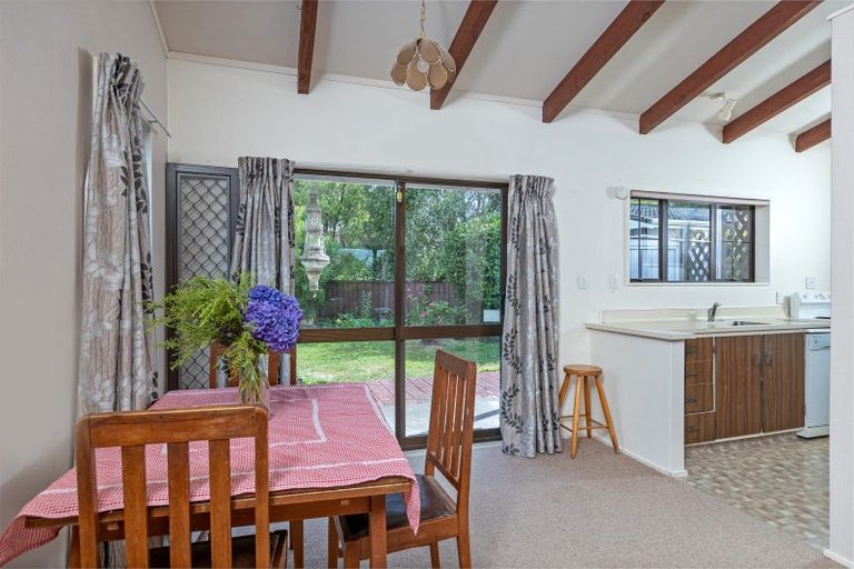 Photo of property in 12 Skipage Grove, Featherston, 5710