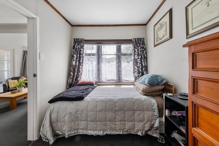 Photo of property in 160 Waikawa Road, Picton, 7220